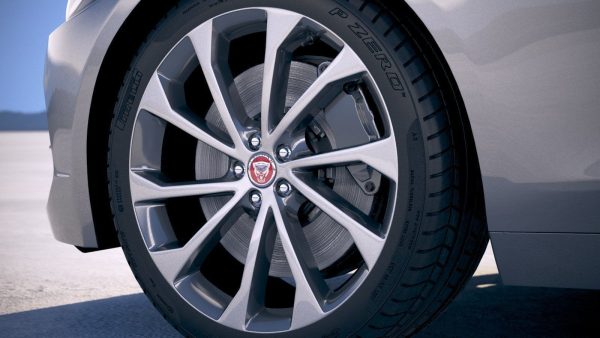 Jaguar XE 2020