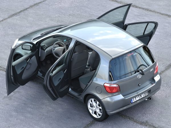 Toyota Yaris 2000